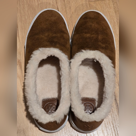 Slipper - Picture 3 of 7